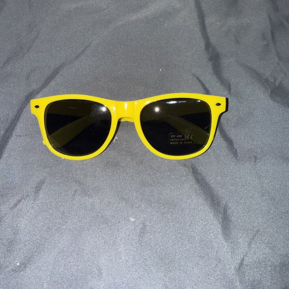 Brand New Twisted Tea Sunglasses Unisex Yellow Shades Beer Seltzer Sun Glasses